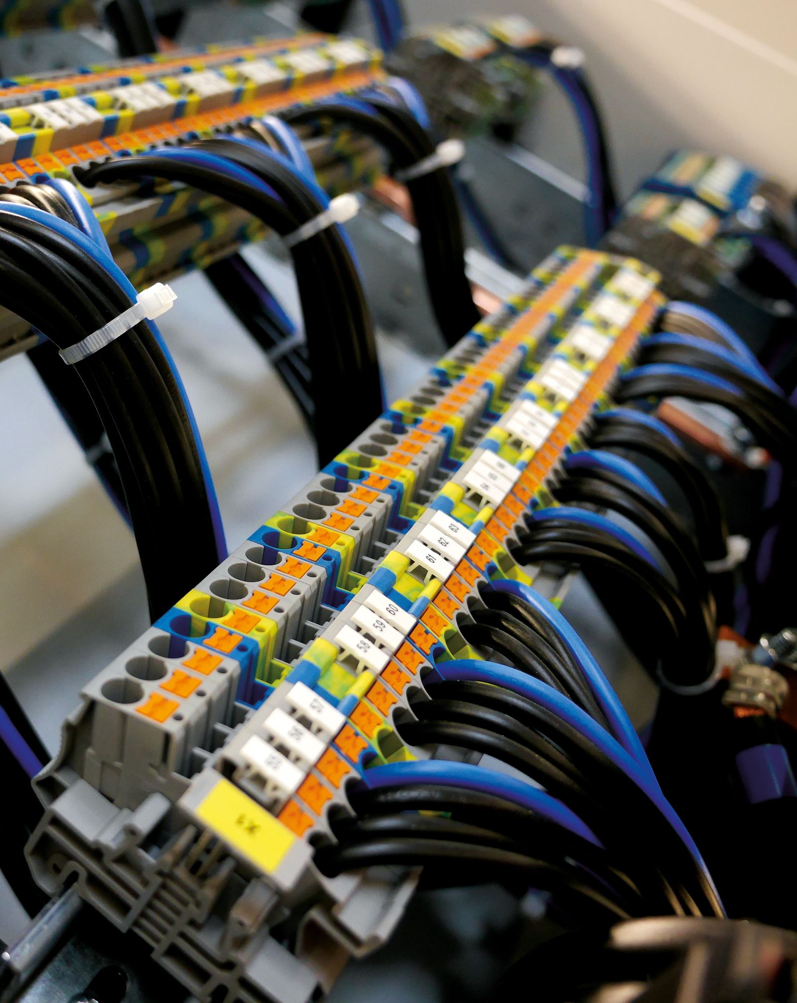 Installationsverteilung – Verdrahtung